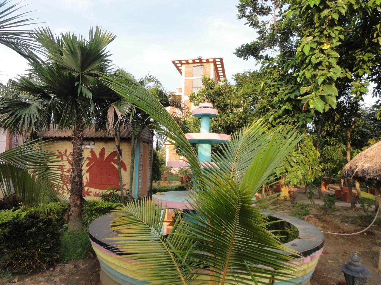 Whispering Woods Inn Bolpur Extérieur photo
